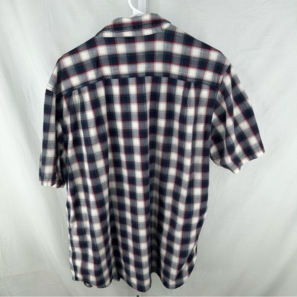 Carhartt Men’s Plaid Button Up Short Sleeve Dress Shirt Size XL - Picture 3 of 6